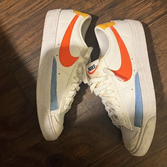 Colorful Nikes - Picture 4 of 7